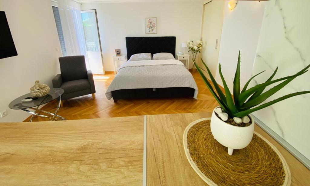 Apartmani Pami Podstrana Exterior foto